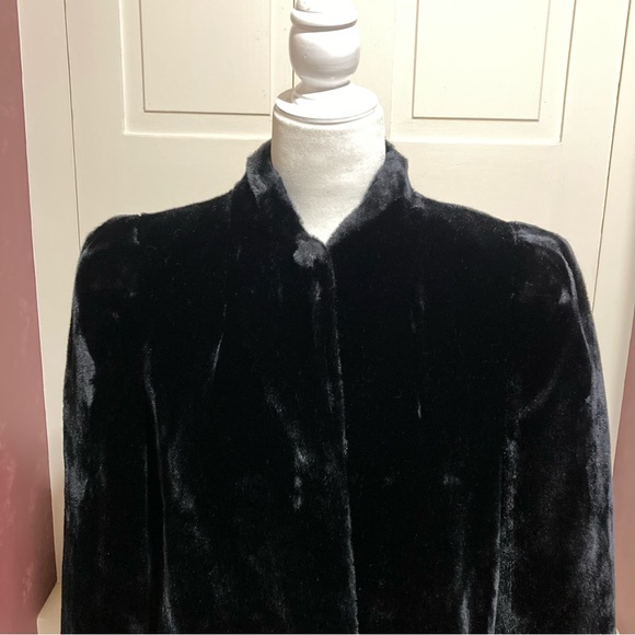 Vintage 80’s SASSON Borgazia Union Made Women’s Faux Fur Black Coat Size 8 - Picture 2 of 9